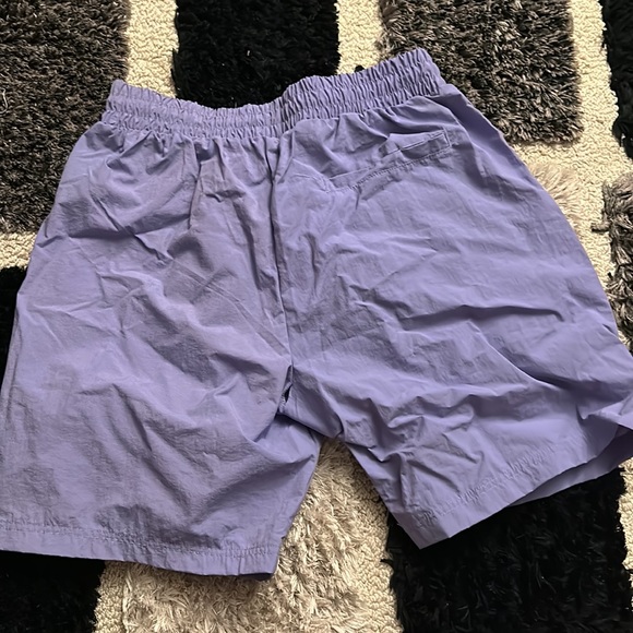 Northface Purple Shorts Large - Picture 2 of 2